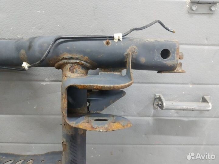 Подрамник задний Skoda Octavia A5 2011