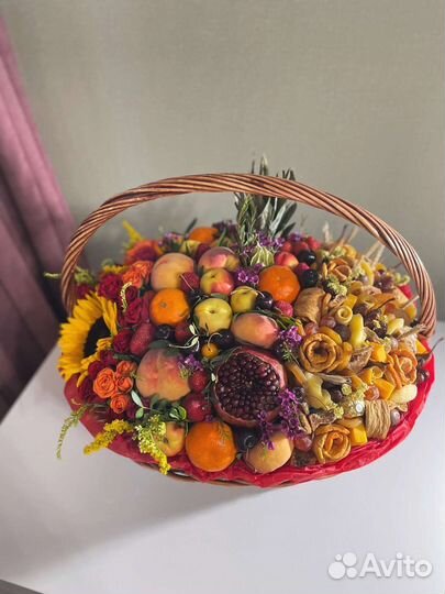 Подарочная корзина для женщины/на день учителя