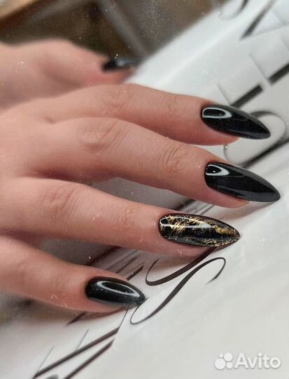 Маникюр с покрытием / Цена за всё