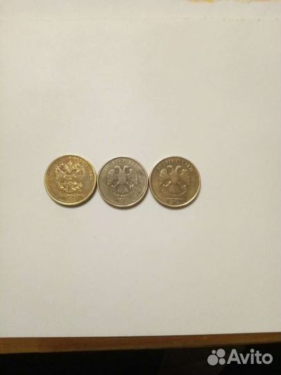 10 рублей 2012 года заводской брак