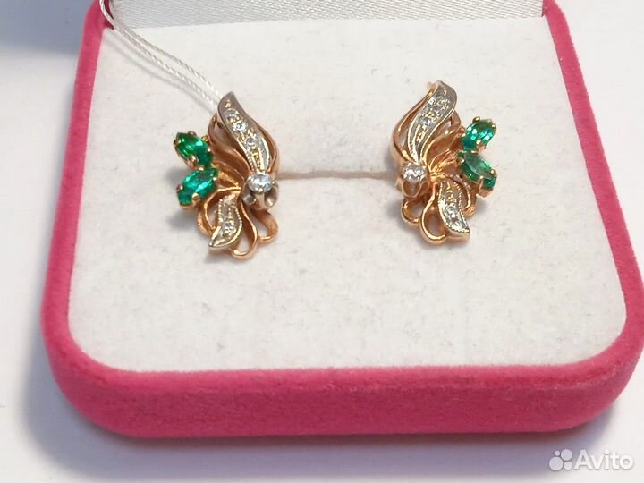 Серьги с камнями золотые