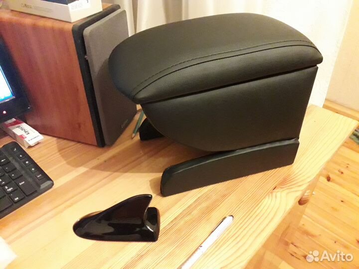 Подлокотник VW Polo Jetta - Skoda Octavia A5 A7