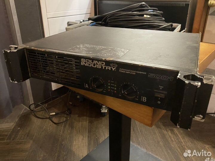 Усилитель sound industry 5001