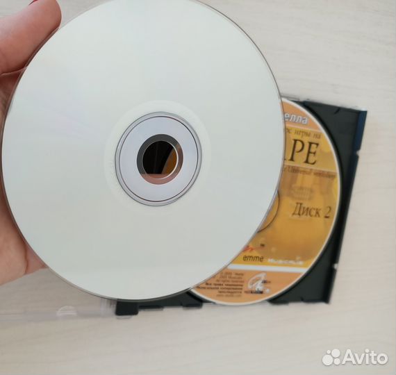 Курс игры на гитаре. Два новых CD диска. Акелла