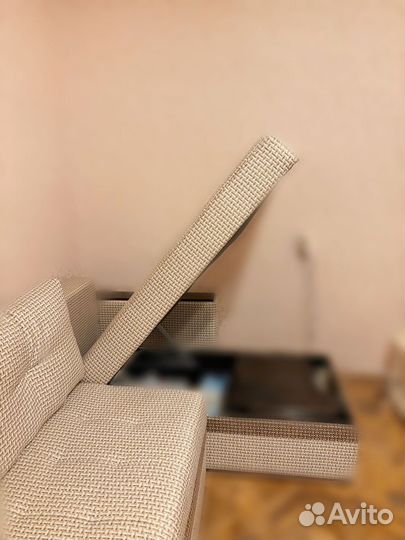 Диван угловой