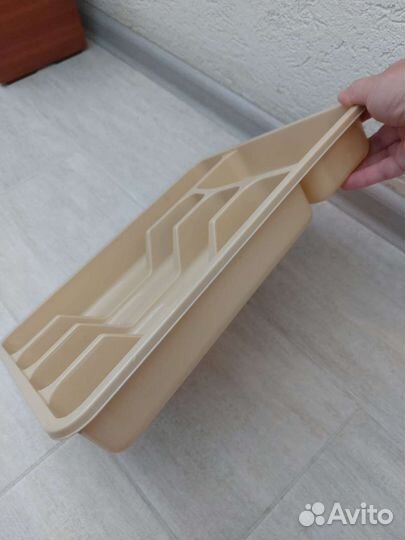 Лоток для столовых приборов