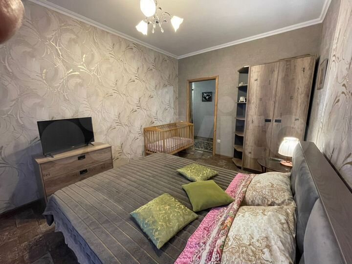 2-к. квартира, 60 м², 1/5 эт.