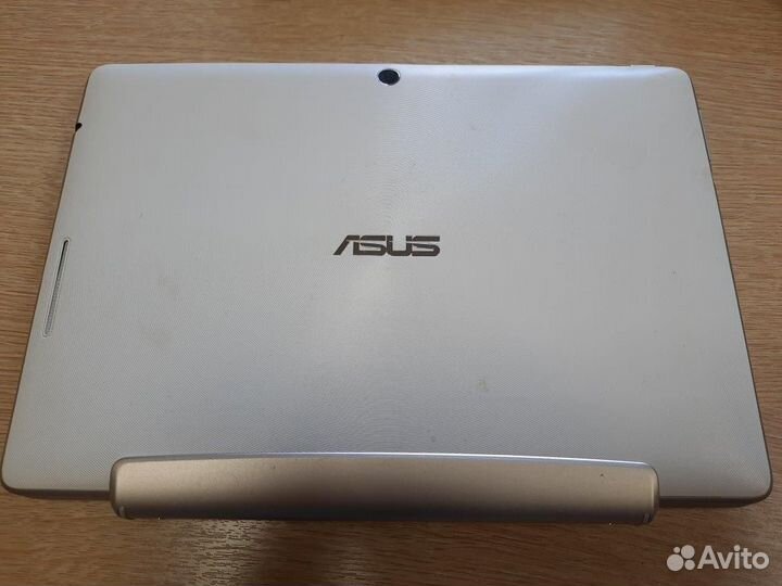 Asus Transformer PAD TF300T планшет с док-станцией