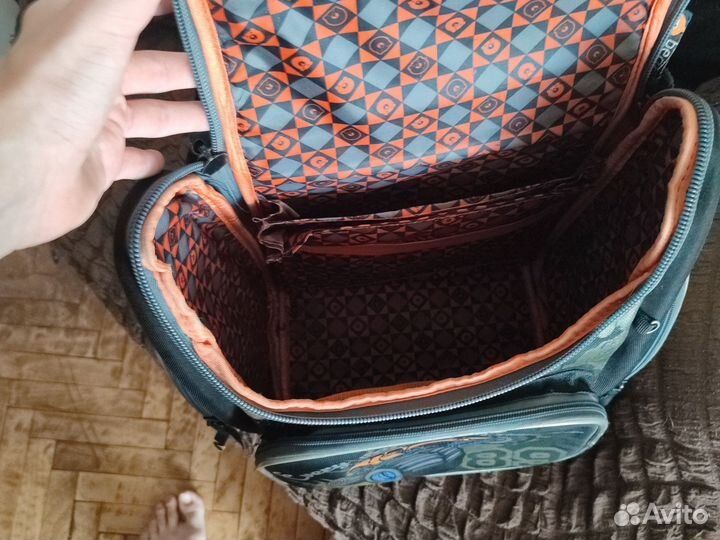 Рюкзак школьный