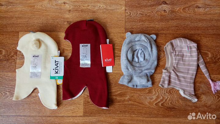 Шлемы, шапки, краги и пинетки на девочку