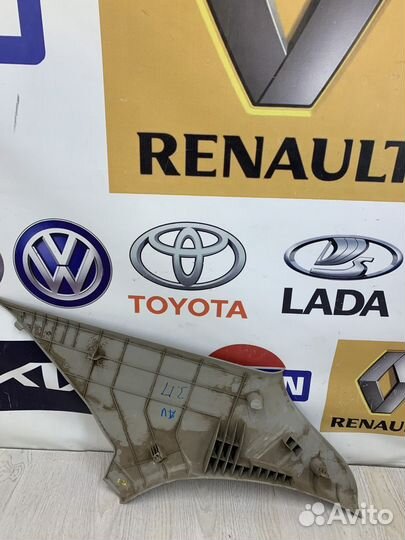 Обшивка Накладка задней стойки Chevrolet aveo 250