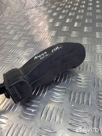 Ограничитель двери передний левый Audi Q7 4M cvmd