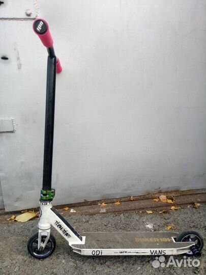 Трюковой самокат