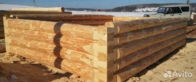 Срубы под баню и дом