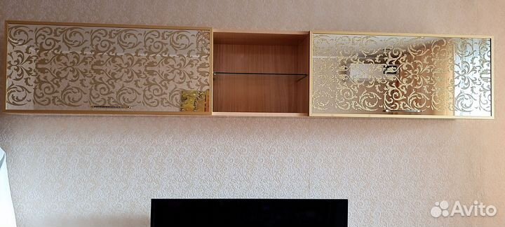 Тумба под тв и шкаф навесной