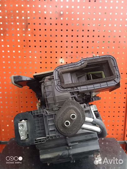 Корпус отопителя Nissan juke