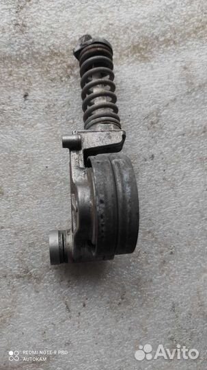 Натяжной ролик приводного ремня Opel Corsa D