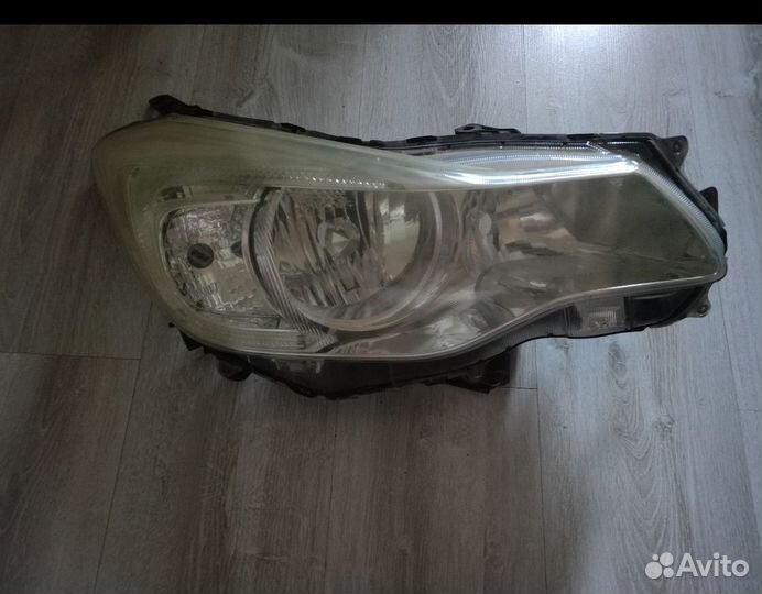 Фара передняя правая subaru импреза xv