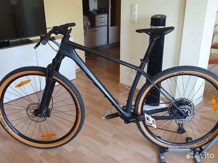 Карбоновый Scott Scale 940