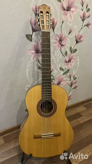 Гитара yamaha C-40 M