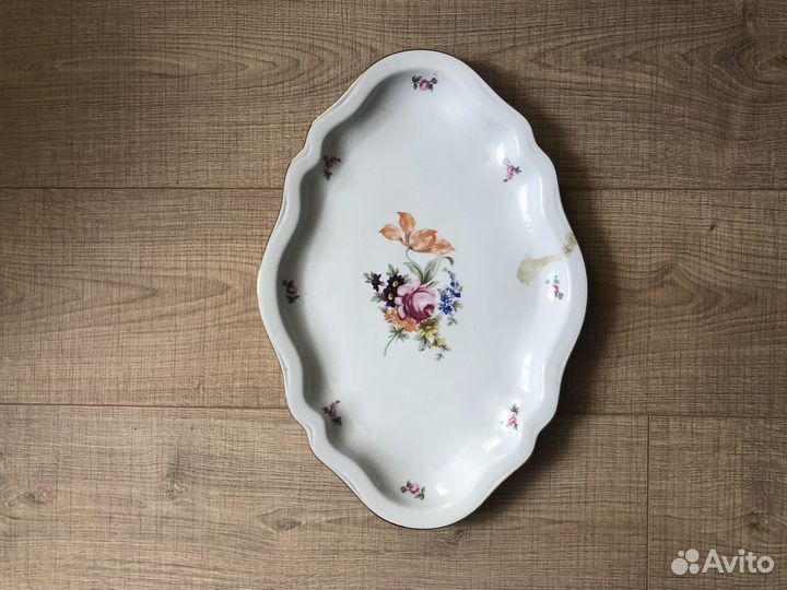 Столовый сервиз 