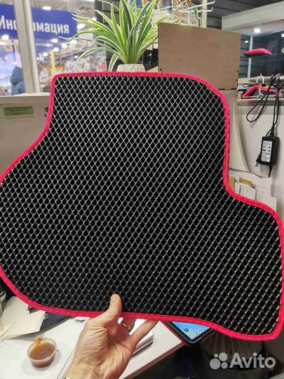 Автомобильные Коврики EVA Крайслер С-300