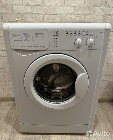 Стиральная машина Indesit wisl62