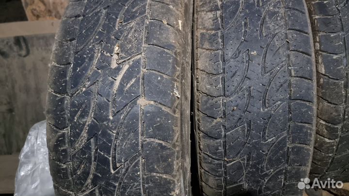 Bridgestone Desert Dueler 245/70 R16