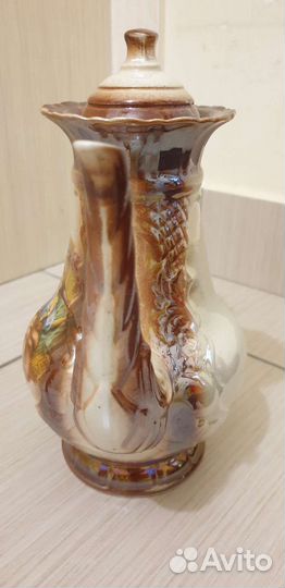 Фарфоровый чайник