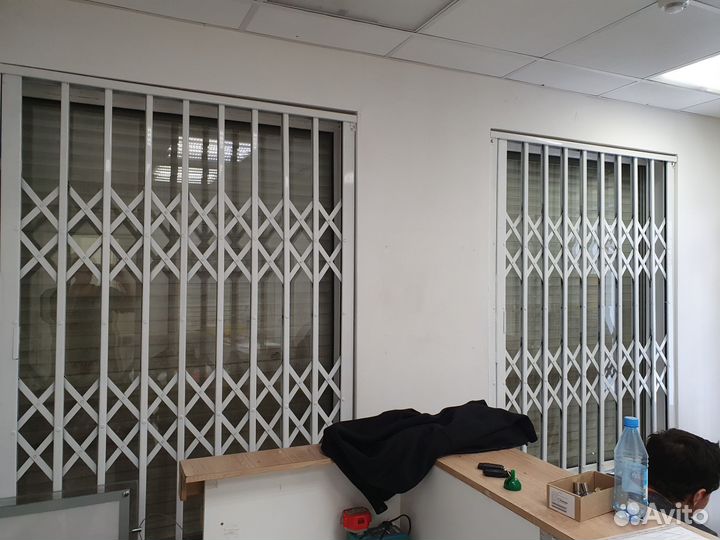 Решетка раздвижная