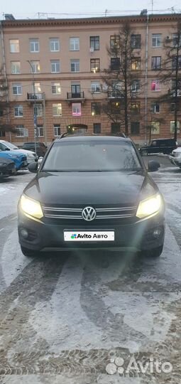 Volkswagen Tiguan 2.0 AT, 2011, 270 000 км