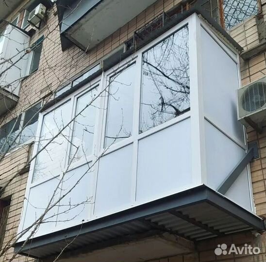 Отделка балконов и лоджий