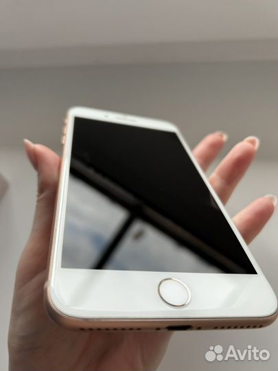 iPhone 8 Plus, 64 ГБ