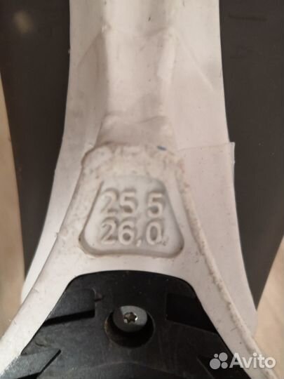 Горнолыжные ботинки размер 38-39