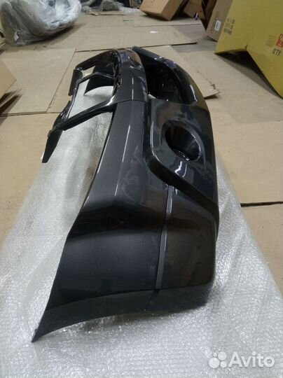 Передний бампер Suzuki Grand Vitara 08-12 в цвет