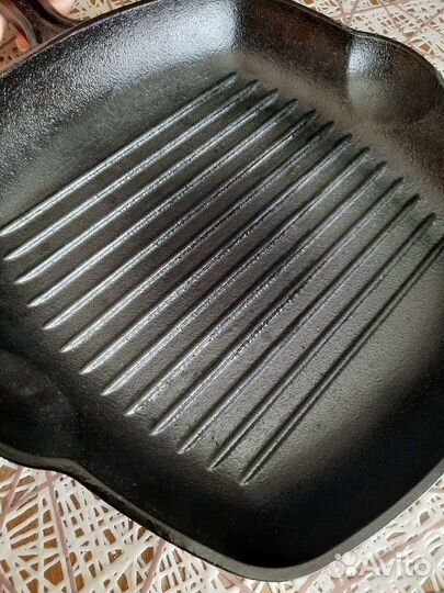 Чугунная сковорода гриль
