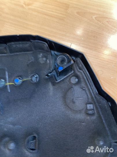 Крышка мотора Audi q5