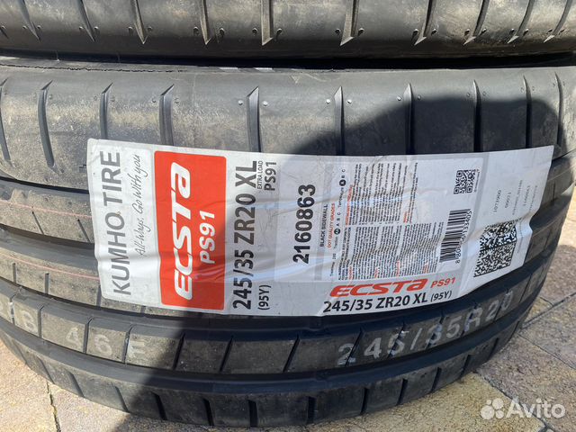Kumho Ecsta PS91 245/35 R20 и 275/30 R20