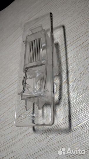 Плафон освещения под камеру заднего вида KIA