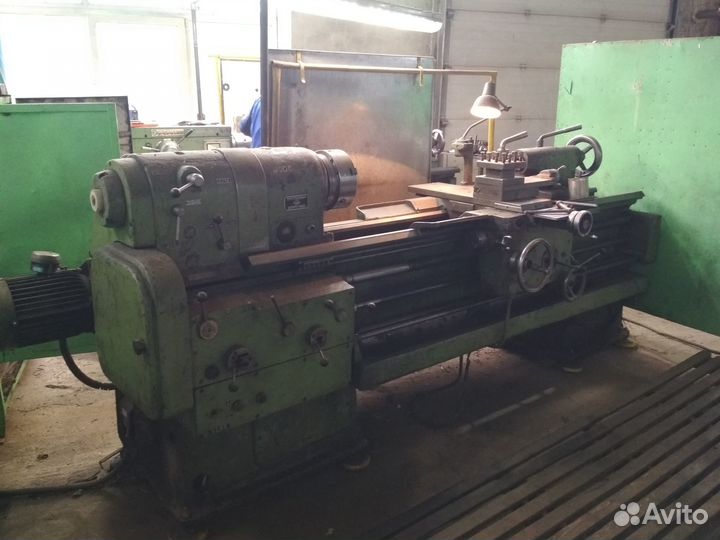 Токарно-винторезный станок Кусон S1-250