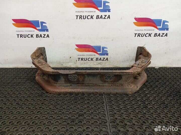 Траверса рамы поперечная под кпп Iveco Stralis