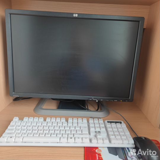 Монитор HP LP2475W