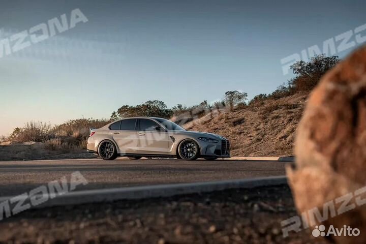 Литой диск HRE R18 5x112