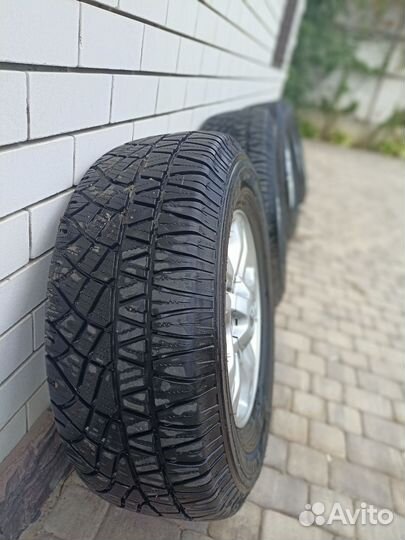 Michelin Latitude Cross 285/65 R17 116
