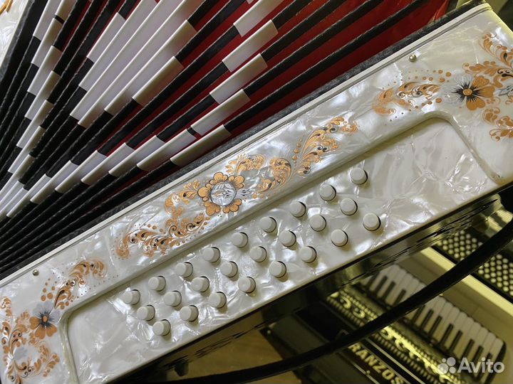 Гармонь шуйская Чайка