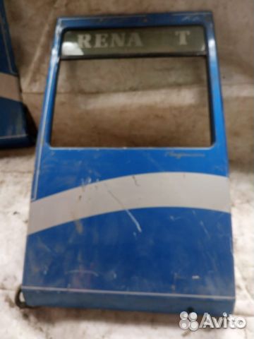 Дверь левая Renault Magnum