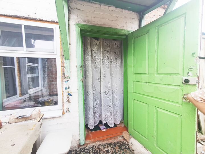 Дом 32 м² на участке 1 сот.