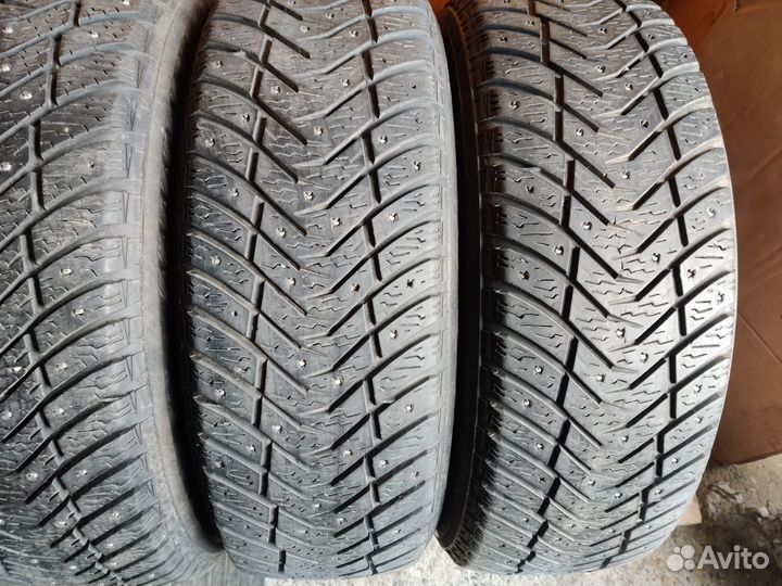 Yokohama Ice Guard IG65 205/60 R16