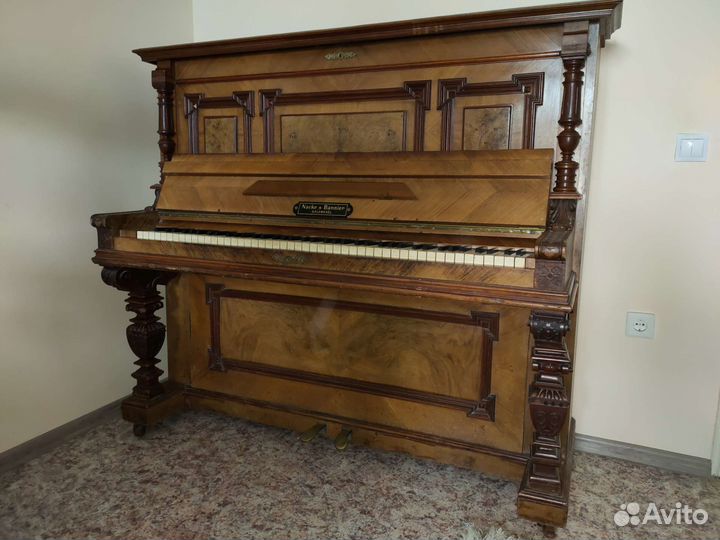 Антикварное немецкое пианино