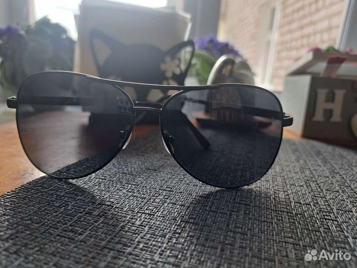 Солнцезащитные очки